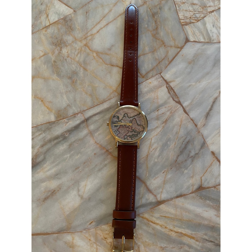 Vintage World Map Watch Gold Tone Case Brown Leather Strap Analog Quartz Travel